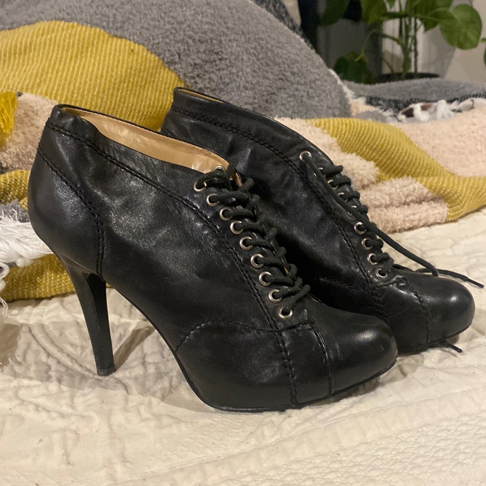 Nine West leather heels